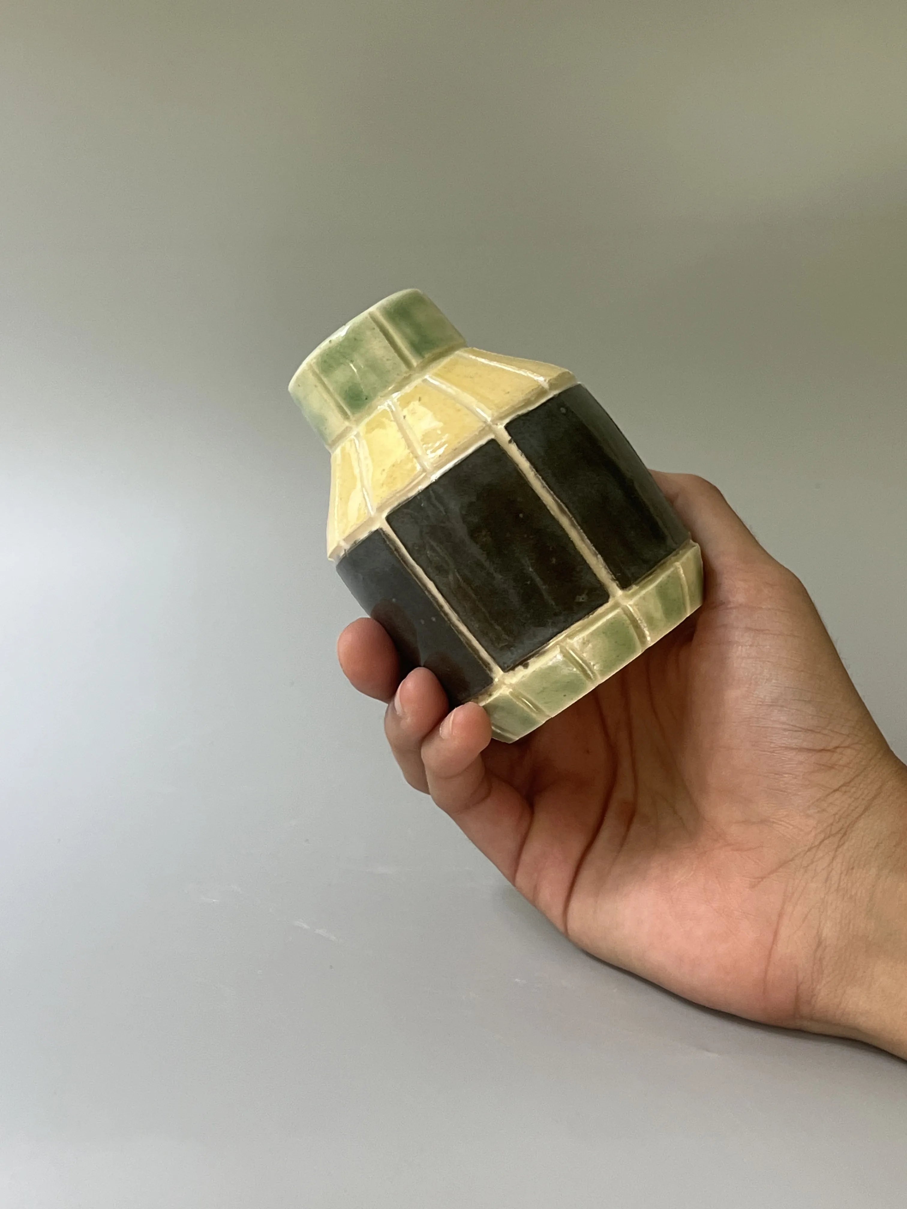 Tiny Tiled Pot - Mirror